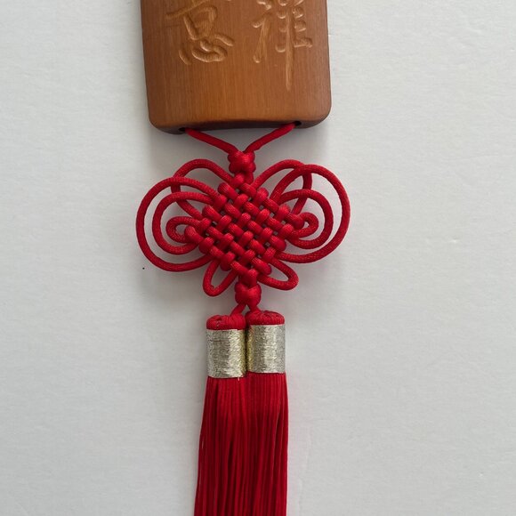 Chinese Carved Wood Red Knots And Tassles Hanging Good Luck Pendant  Circa 1970 - Picture 2 of 6